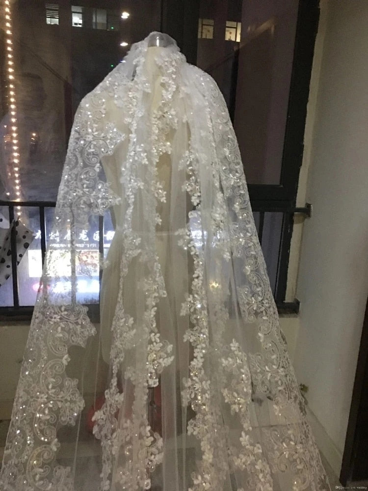Sequins New Luxury Cathedral Veil Appliques Lace Edge