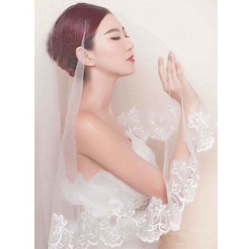 1.5M One Layer Flower Lace Edge Veil